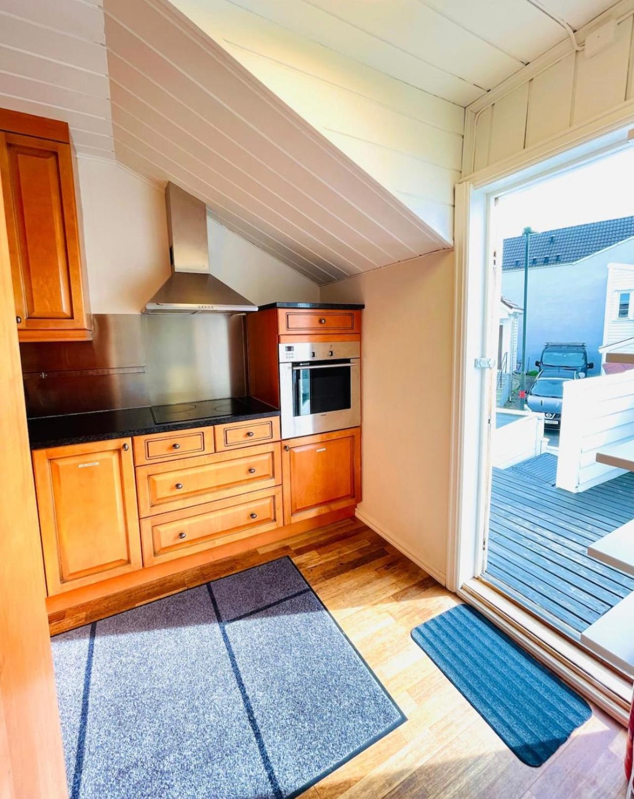 Central Stavanger Guesthouse Экстерьер фото
